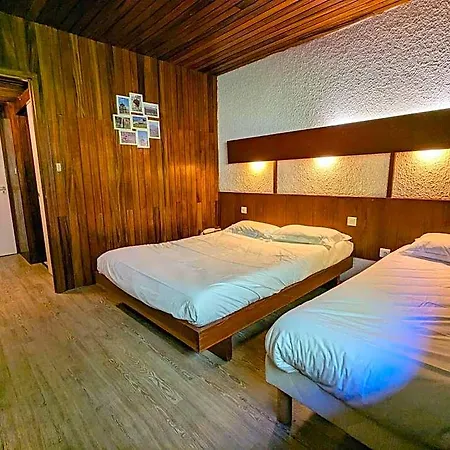 Gergovia Hotel 2*