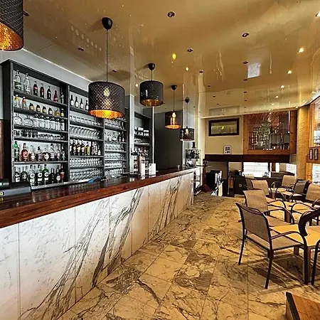 Hotel Gergovia 2*