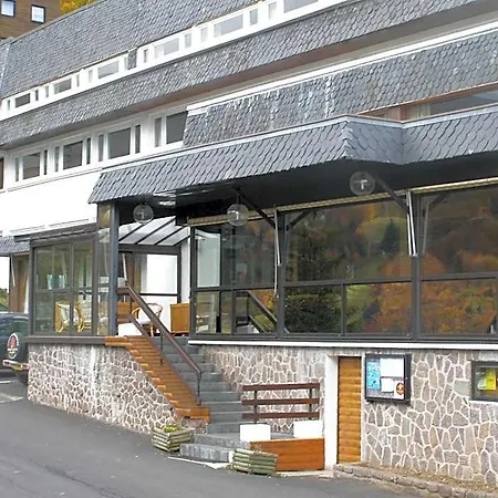 Gergovia 2* Super Besse